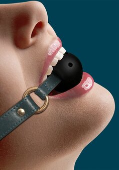 Ballgag met Gaten