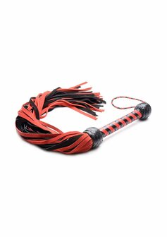 Su&egrave;de Flogger