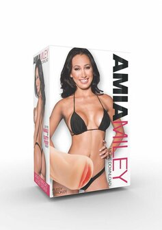 Amia Miley - Vagina Masturbator 3D