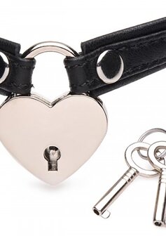 Leather Heart Lock Choker with Keys