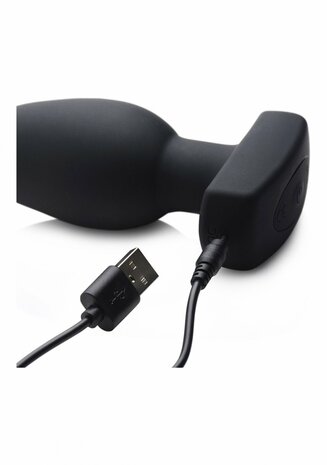 Smooth Vibrating Anal Plug with Remote Control